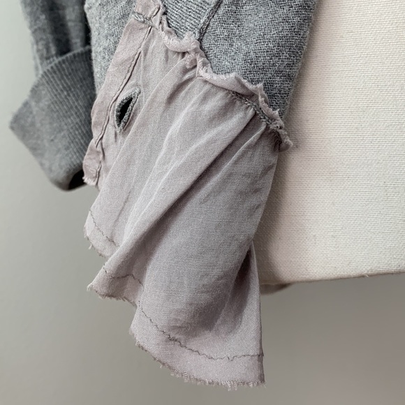 GAP Light Gray Cardigan Sweater with Frayed Ruffle Hemline Detail - Picture 8 of 9